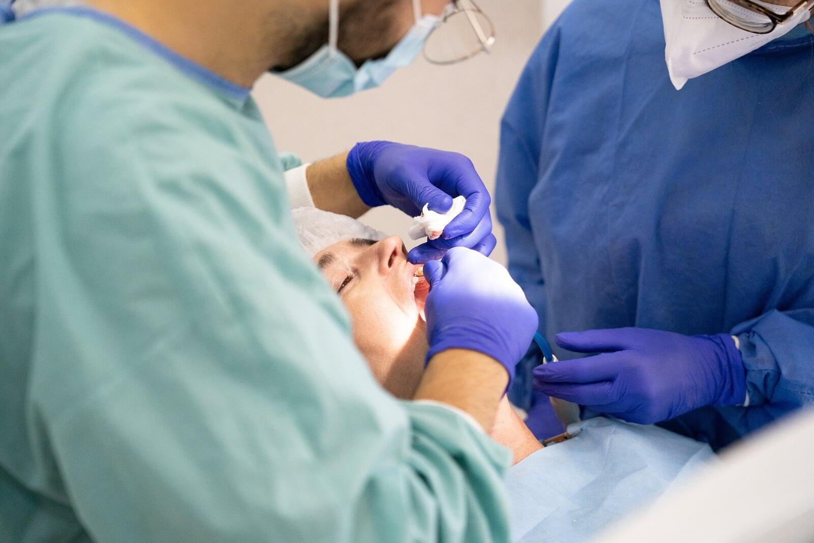 Factors affecting healing of Dental Implants